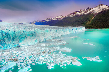 Dramatic Perito Moreno Glacier and lake, Lake Argentina, Patagonia, El Calafate