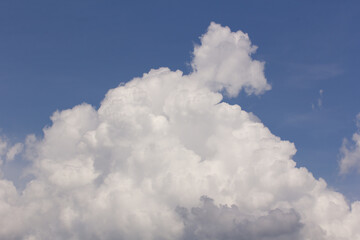 Naklejka na ściany i meble Beauty cloud in sky