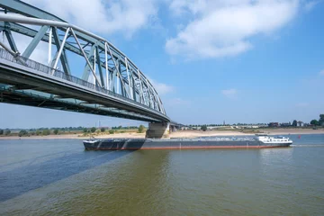 Foto auf Leinwand Railway bridge over the Waal near Nijmegen    Spoorbrug over de Waal bij Nijmegen © Holland-PhotostockNL