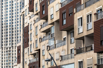 Obraz premium Close-up view of the modern residential building.