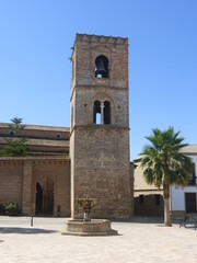 TORRE DE LA IGLESIA DE SANTA MARÍA DE LA GRANADA EN NIEBLA, HUELVA. 