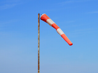 Aviation sleeve or wind indicator or windsock