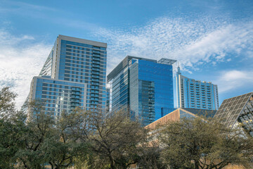 Obraz premium Real estate properties in Austin Texas with apartments and office buildings