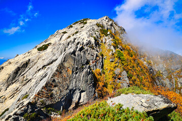 紅葉の甲斐駒ヶ岳･南アルプス･登山･山岳風景