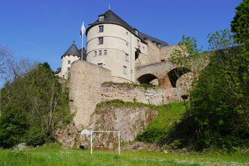 Fototapeta na wymiar Burg Ebernburg in Bad Münster am Stein-Ebernburg