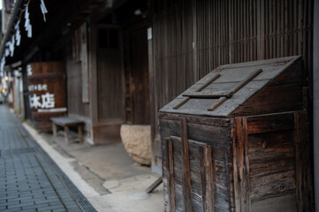 山陰の小京都　秋の津和野の古い置物　島根県