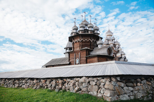 Kizhi churchyard. North Karelia. Intercession Church and the Church of the Transfiguration of the Lord on Lake Onega