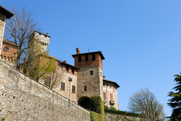 A picture of a castle