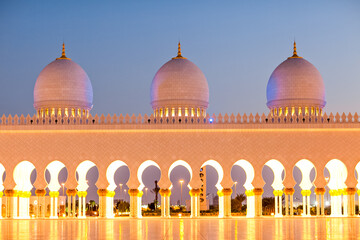 Sheikh Zayed Mosque in Abu Dhabi. Beautiful arab architecture