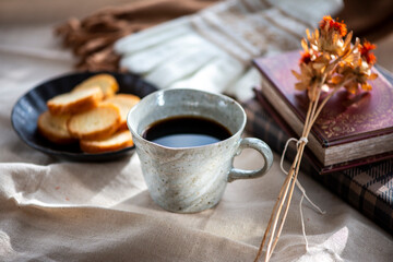 テーブルの上のラスク
