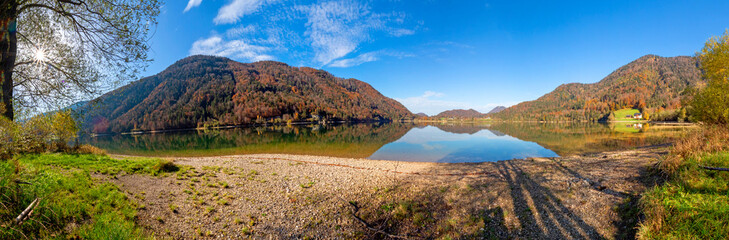 Herbstliche Stimmung am Hintersee in Flachgau