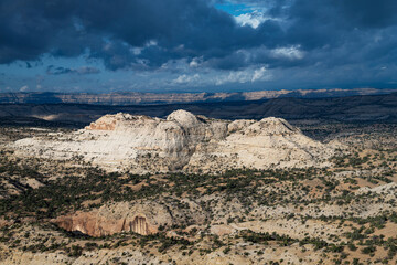 671-61 Light on the Rock