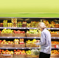 Man buying fruits at the market