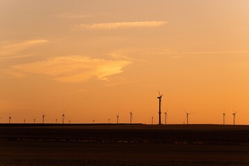Obraz premium viele Windkraftanlagen im Windpark
