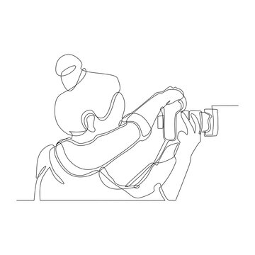 recommend clip art: continuous line design of woman taking pictures