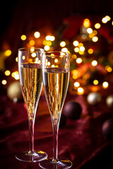 シャンパンでクリスマスを祝う