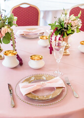 wedding table with fresh flowers