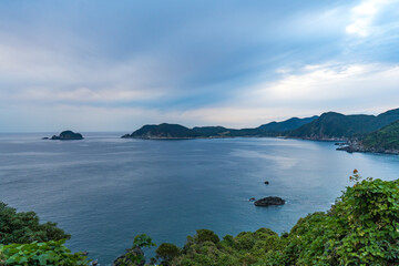 Fototapeta na wymiar 長崎県五島列島の福江島の山肌と美しい海