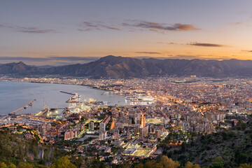 Fototapeta na wymiar Palermo, Italy Skyline Over the Port at Dusk