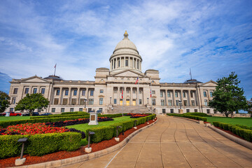 Fototapeta na wymiar Little Rock, Arkansas, USA at the State Capitol and Park