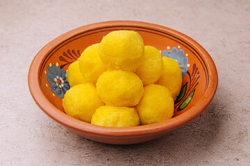 cheese balls with garlic and dill inside