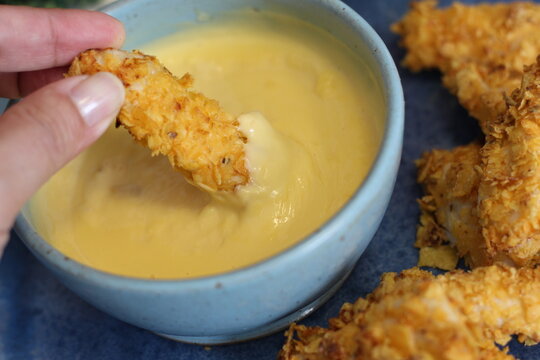 Isca de Frango com Cheddar