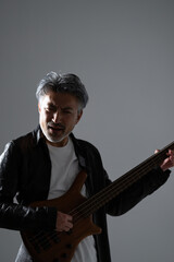 Bass・演奏・男性 © naka