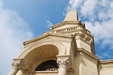 Obraz premium L'ossario di Custoza nel territorio di Sommacampagna in provincia di Verona, Veneto, Italia.