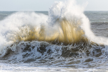 Vague en Finistère en Bretagne