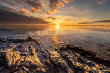 Obraz premium Sunrise at Penrhos Nature Park, Isle of Anglesey, North Wales 