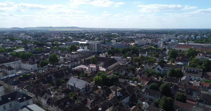 Vue a&eacute;rienne Panorama de la ville de Troyes 