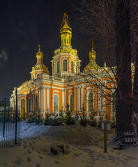 Holy Cross Cathedral - an Orthodox church in honor of the feast of the Exaltation of the Holy Cross stands on the corner of Ligovsky Prospekt and Obvodny Canal.