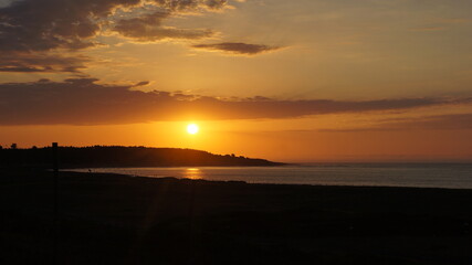 atardecer en el mar