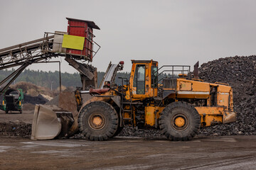 Old wheel loader with a big bucket