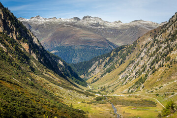 Obraz premium Dramatic landscape of swiss alps in upper Engadine, Graubunden, Switzerland