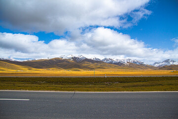 the road to the mountains