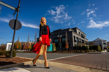 Lovely Blonde Model Enjoys A Shopping Trip To Her Favorite Stores During The Christmas Holiday Season