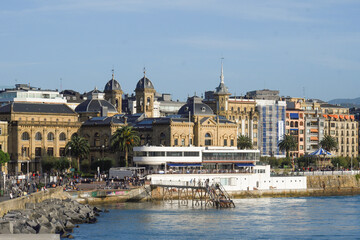 View of the San Sebastián City Hall from the marina