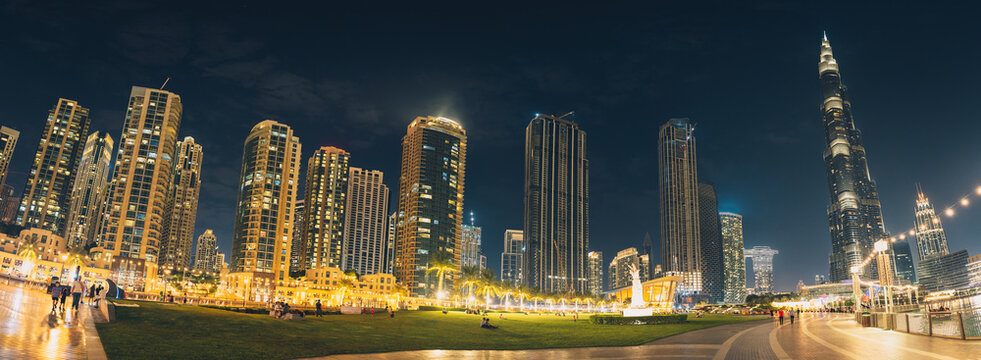 night city skyline, dubai, united arabic emirates