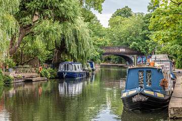 Hausboote auf dem Regent's Canal in London