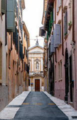 Fototapeta na wymiar Narrow street in the Verona town