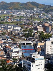 Fototapeta premium 金山寺山の展望台より撮影した琴平の町並み【香川県仲多度郡琴平町】3