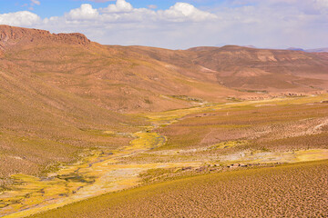 vista de vilarejo no sul da bolívia