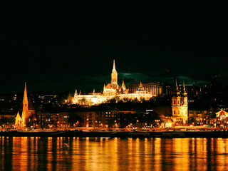 Fototapeta na wymiar one night in Budapest
