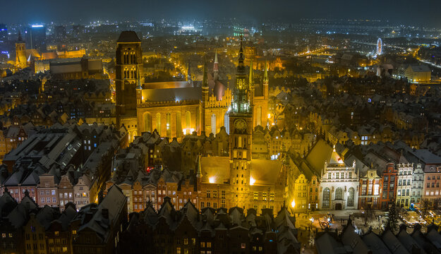 night in the gdansk city