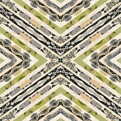 Forest green decorative damask seamless pattern. Geometric kaleidoscope linen for wallpaper backdrop. Printed fabric of optic trendy vintage design. 