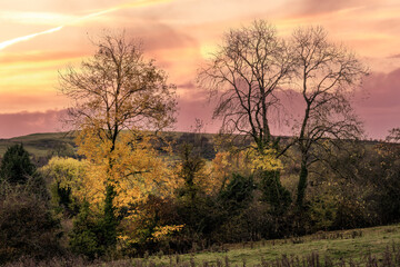 Fototapeta na wymiar Walking in the Hope Valley in autumn, Peak District, England