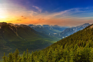 Fototapeta na wymiar Bow Valley in Banff national park
