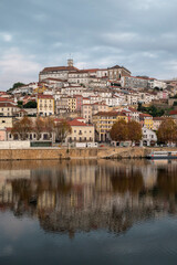 Fototapeta na wymiar Entardecer na Cidade - Cidade de Coimbra em Portugal
