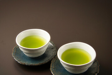 おいしい日本茶を飲んで、楽しいティータイムを過ごそう！